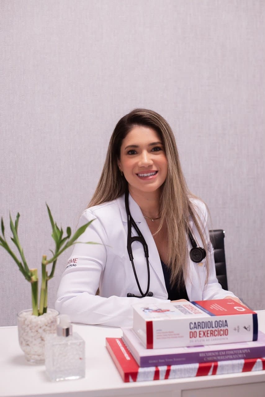 Dra. Aline Marsicos